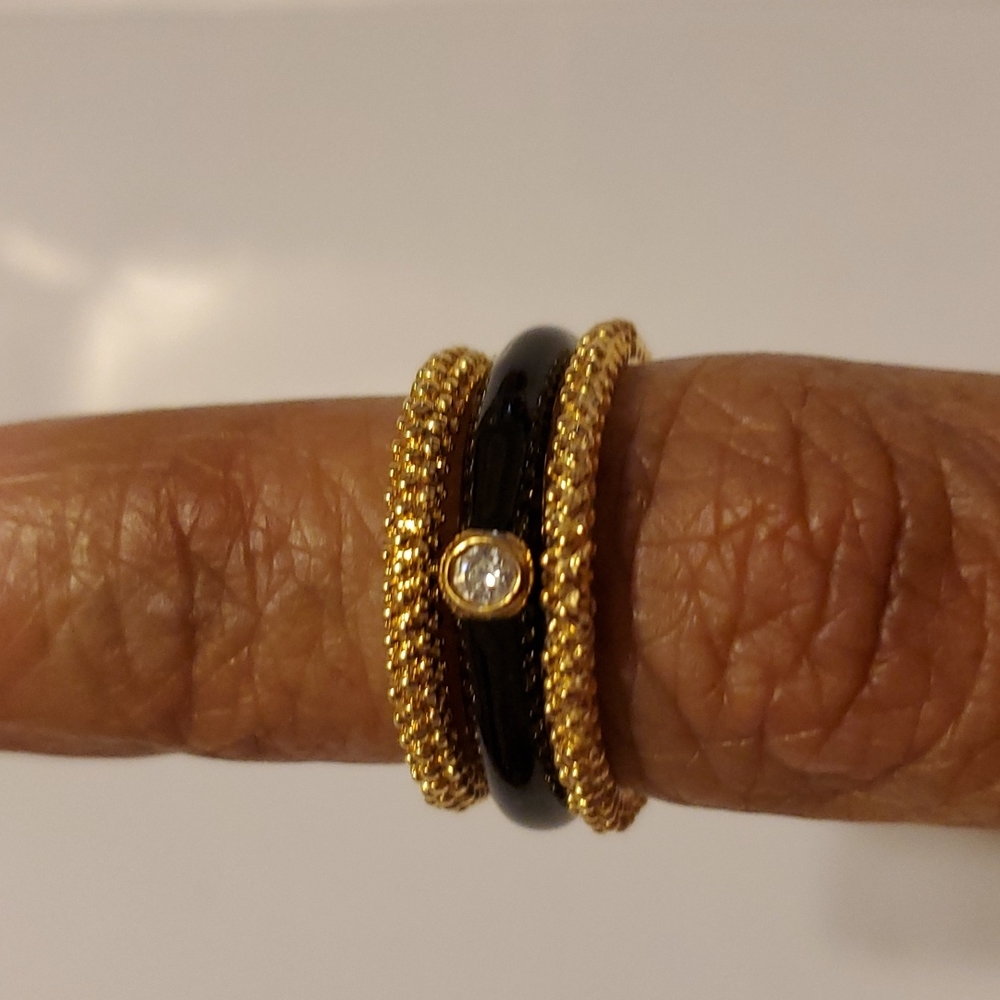 Joan Boyce designed size 6 3piece gold finish rings. Black Enamel and 2 filigree